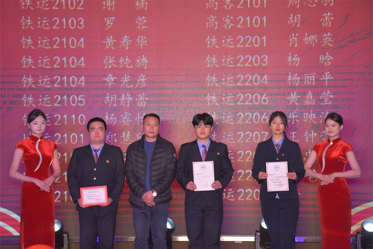 图片12.jpg 图片12.jpg