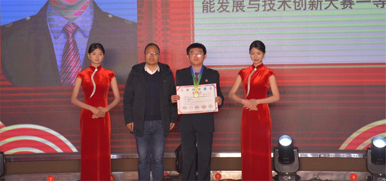 图片14.jpg 图片14.jpg