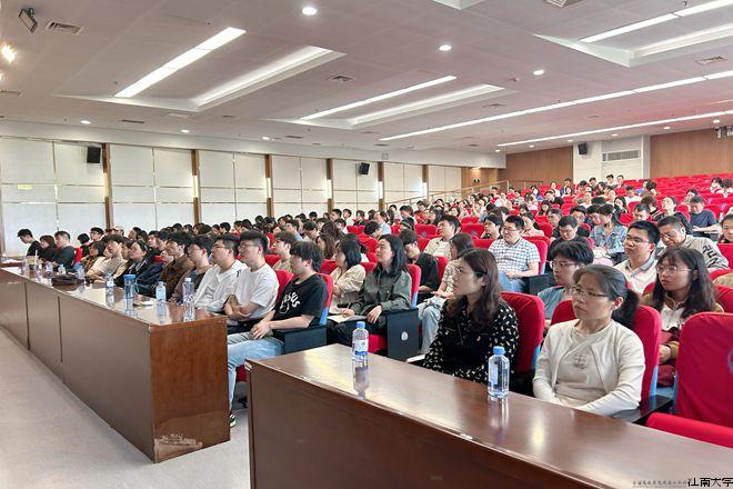 支部书记培训班现场.jpg 支部书记培训班现场.jpg