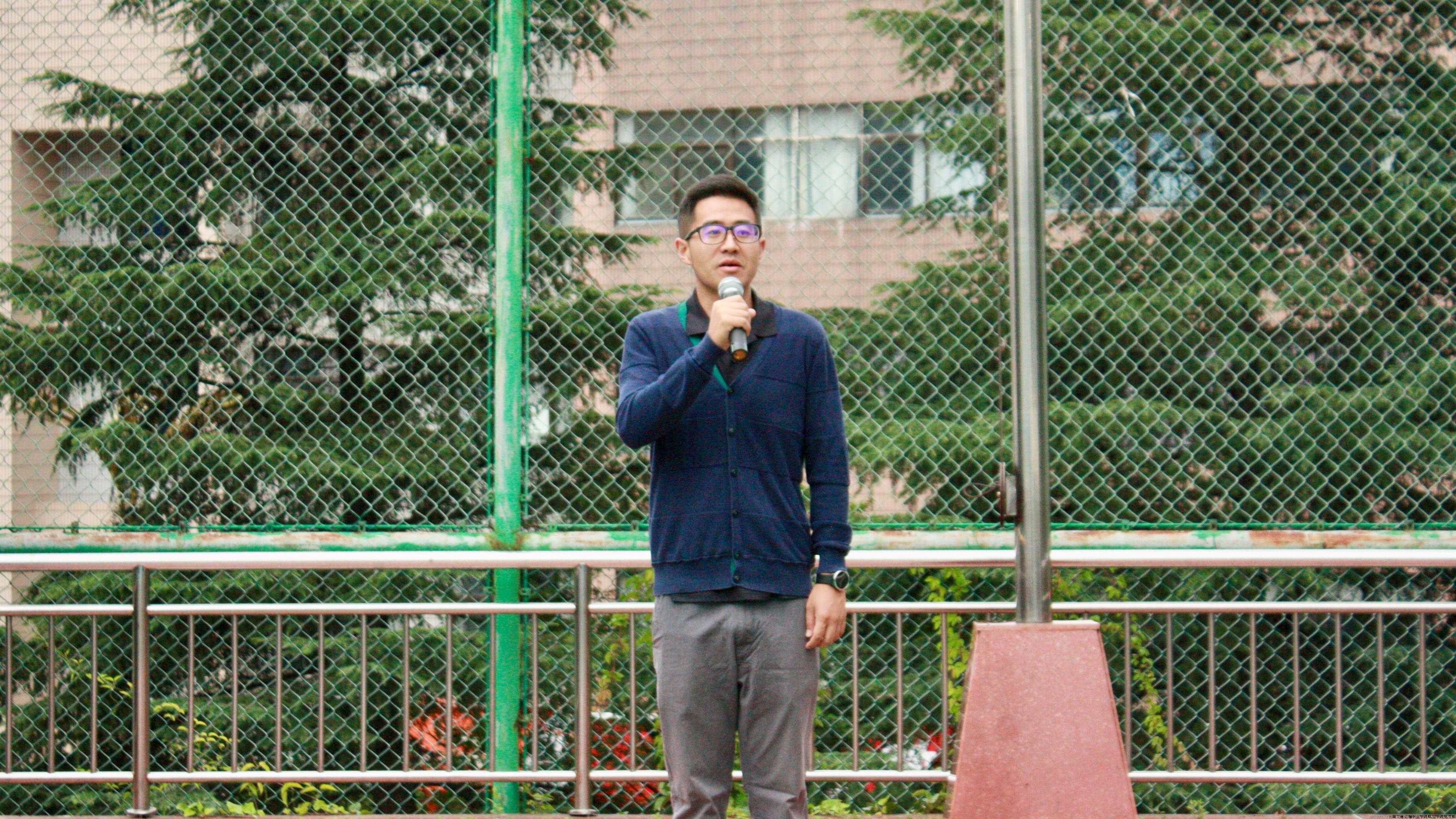 图6：学生处（学生工作部、武装部）副处（部）长王晓明发言.jpg