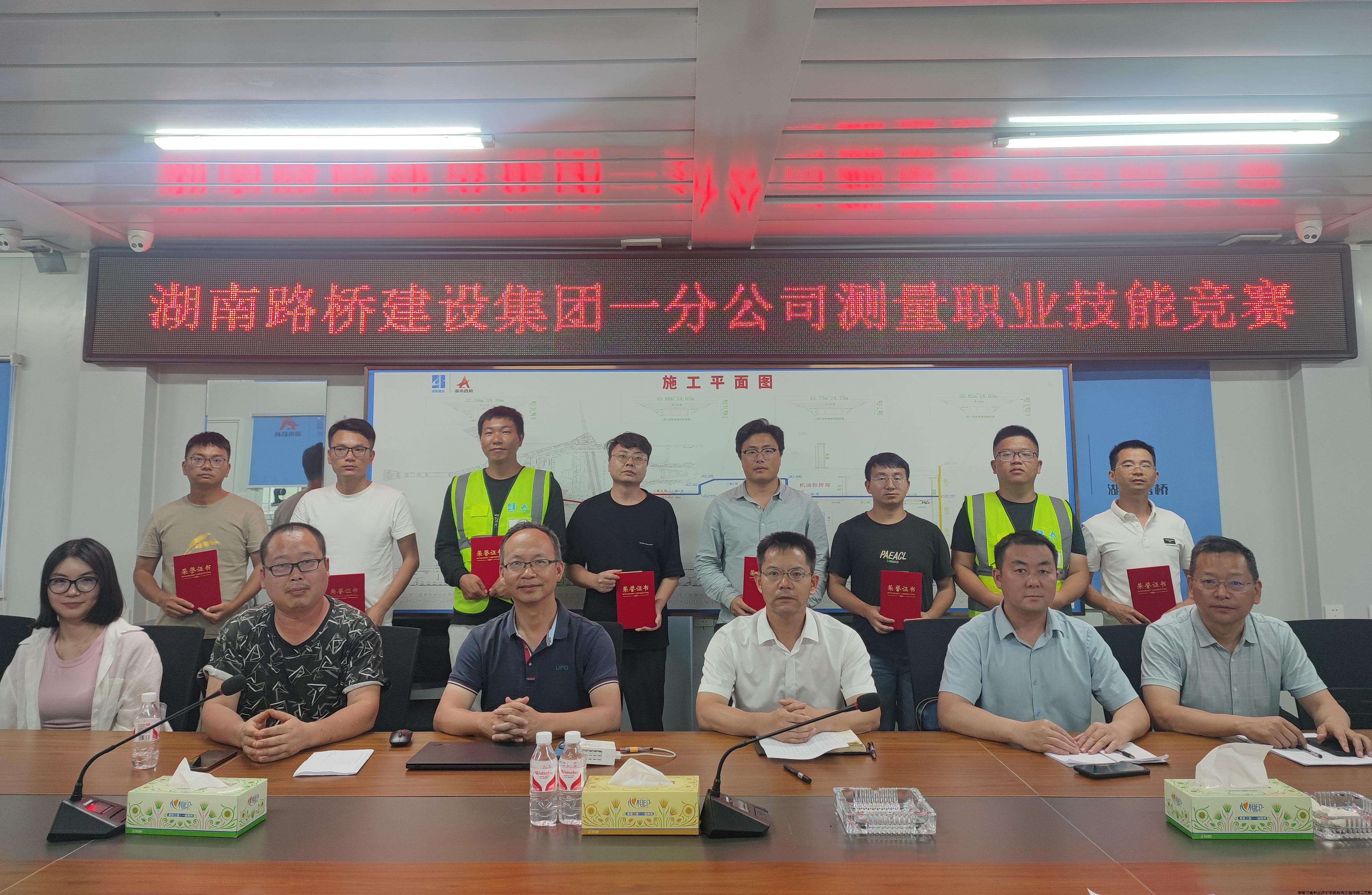 pic035.jpg pic035.jpg