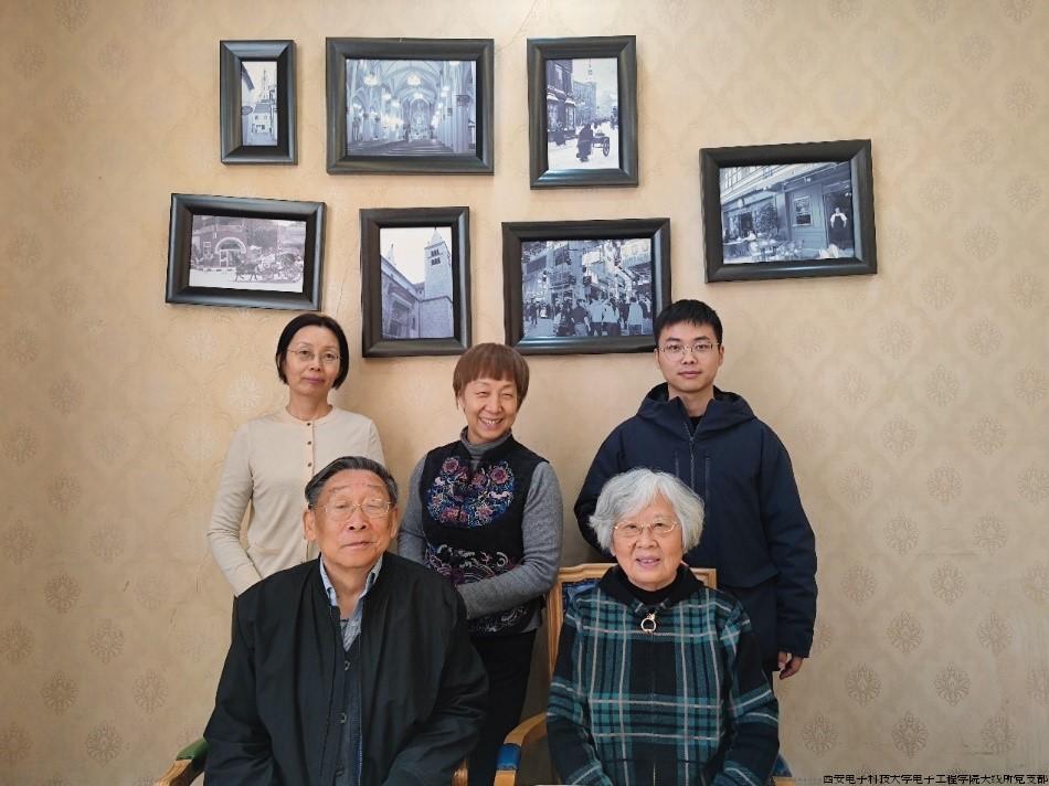 9.8-12.jpg 9.8-12.jpg