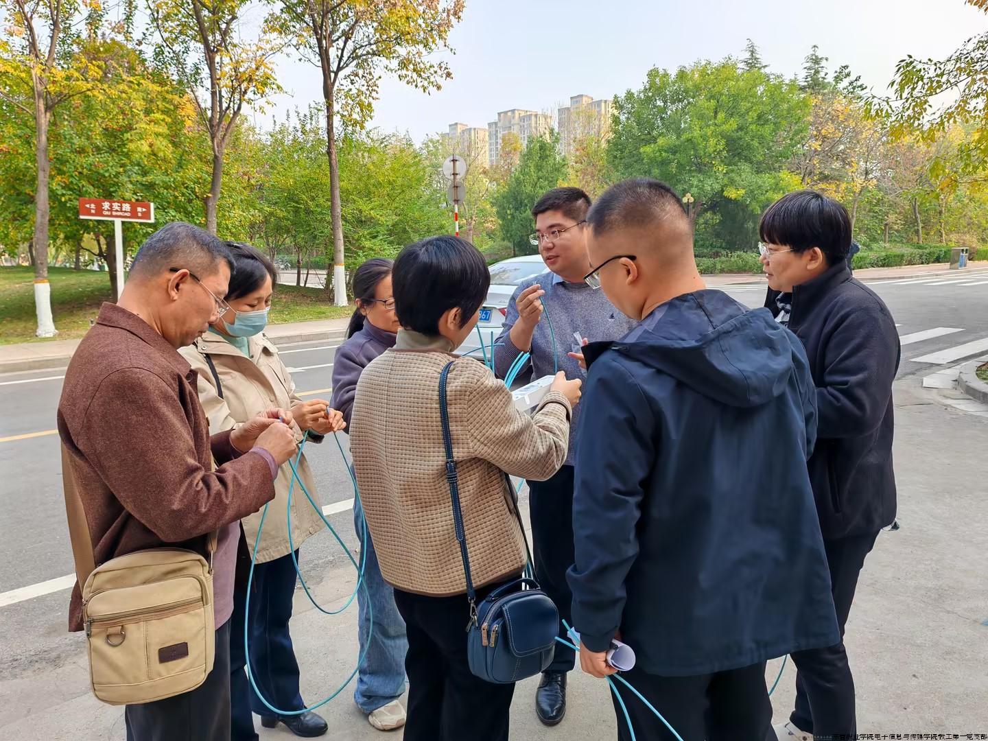 组织学习校园网改造升级项目活动1.jpg